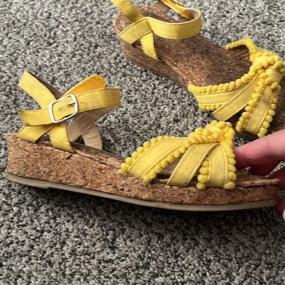 Hanna Andersson - Karena Yellow Cork Heel Sandals - 4 - Picture 2 of 8